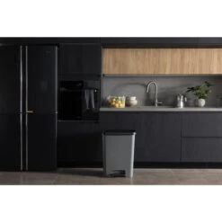 Curver Compatta Prullenbak 50L - Grijs/Zwart -Opslag Meubelwinkel 1000031493 0102