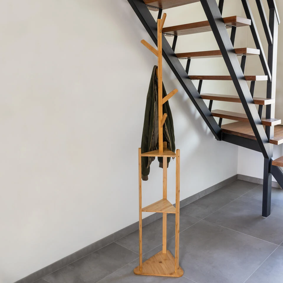 QUVIO Staande Kapstok Met Plank - Licht Bruin 4 QUVIO Staande Kapstok Met Plank - Licht Bruin - Afbeelding 2