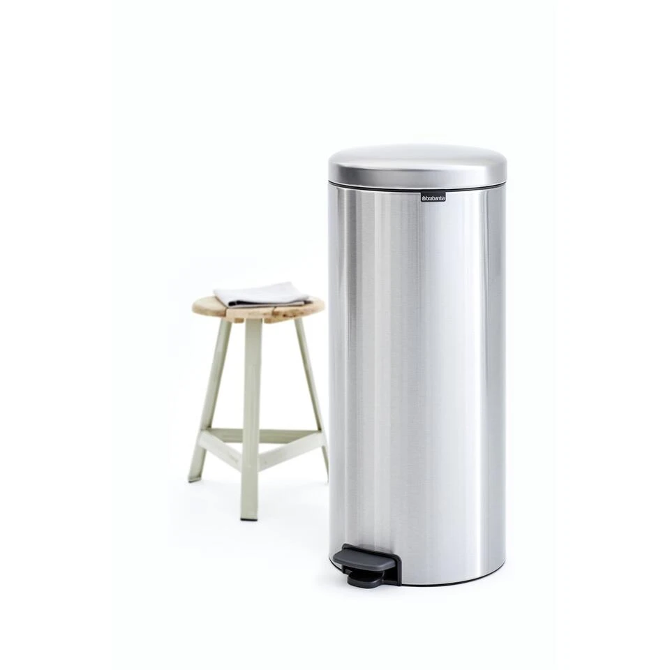 Brabantia Pedaalemmer NewIcon 30L Matt Steel FP 4 Brabantia Pedaalemmer NewIcon 30L Matt Steel FP - Afbeelding 2